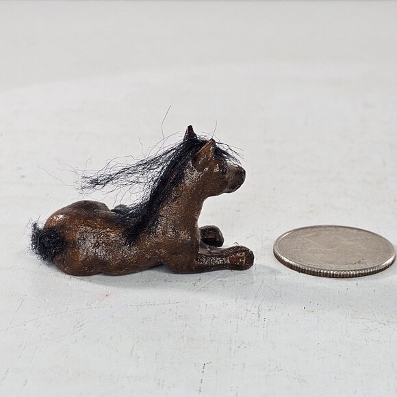 Custom Breyer Stablemate Horse Lying Down Thoroughbred Foal Bay Faux Mane Tail - Picture 3 of 8